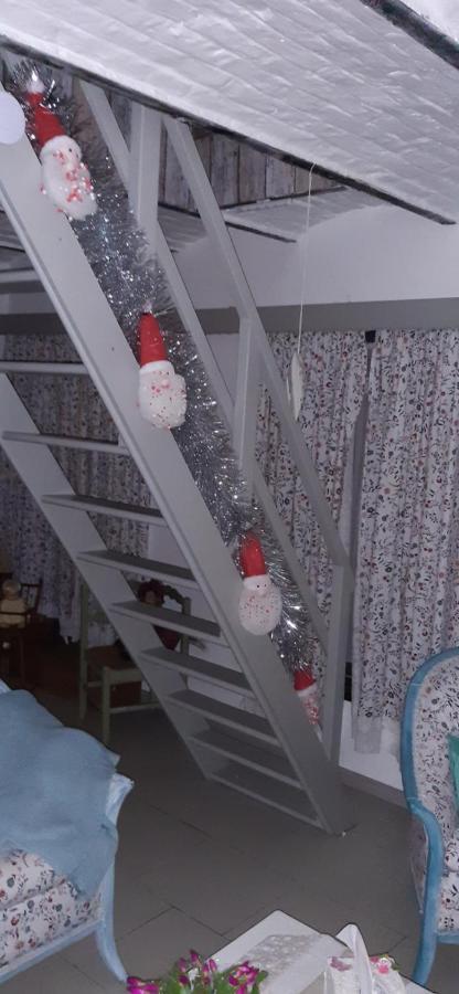 La P'Tite Maison Шарлеруа Экстерьер фото