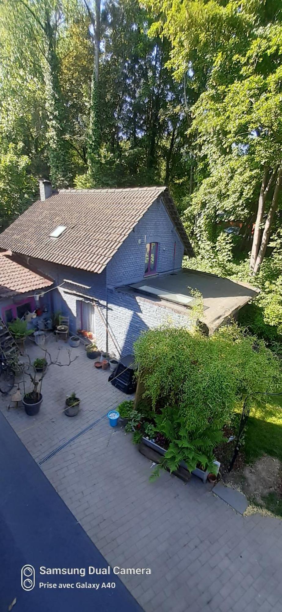 La P'Tite Maison Шарлеруа Экстерьер фото